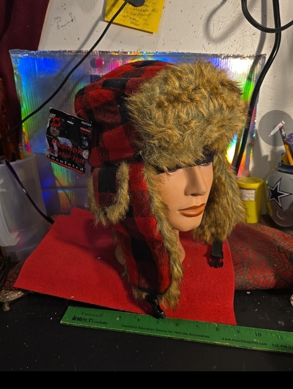 090726 American Eagle Outfitters Trapper Hat Warm Faux Fur Red Plaid studio 31a